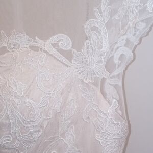 Ivory& White Lace chest Wedding Gown